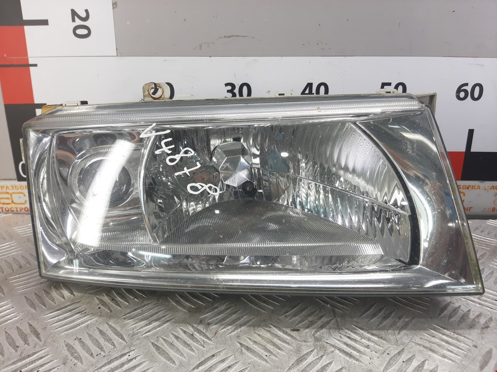 

Фара передняя правая Skoda Octavia 1U, Octavia 1U