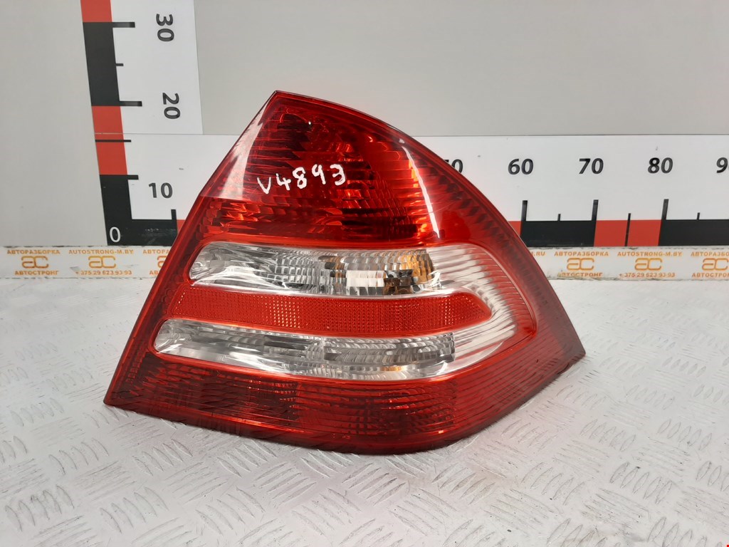 

Фонарь задний правый Mercedes W203 (C Class), W203 (C Class)