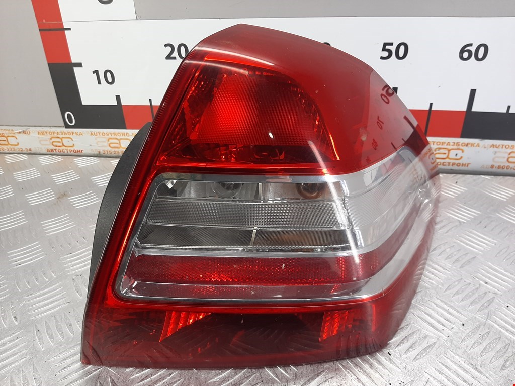 

Фонарь задний правый Renault Megane 2, Megane 2