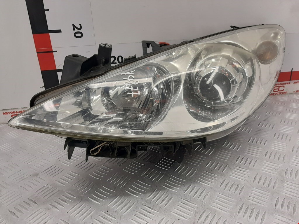 

Фара передняя левая Peugeot 307, 307