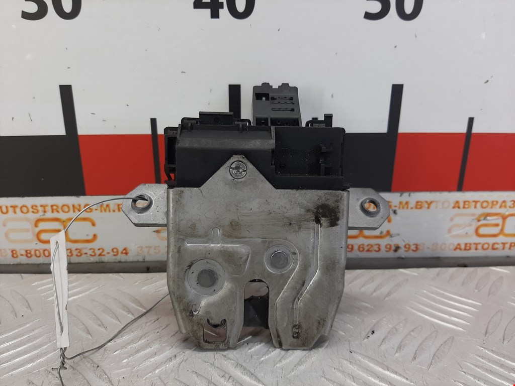 

Замок крышки (двери) багажника Volvo S40 V40 2, S40 V40 2