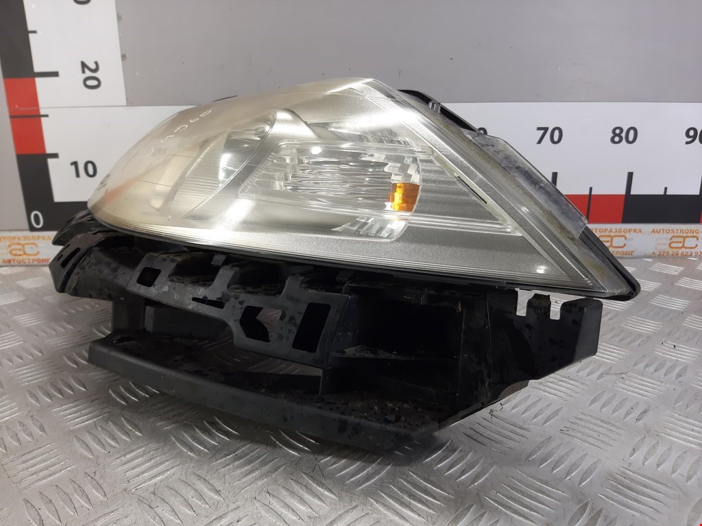 

Фара передняя левая Renault Megane 2, Megane 2