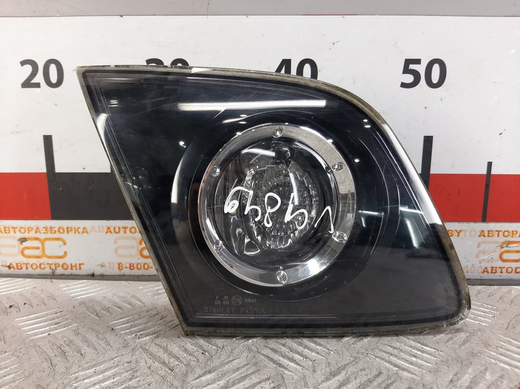 

Фонарь крышки багажника левый Mazda 3 BK, 3 BK