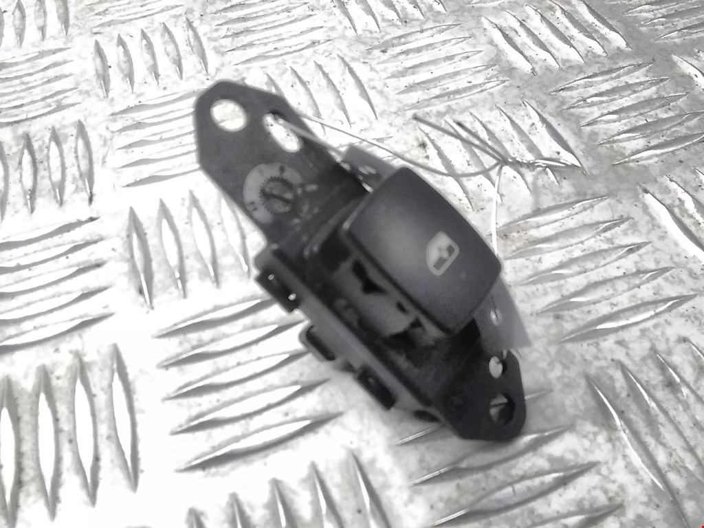 

Кнопка стеклоподъемника Chrysler Pacifica, Pacifica