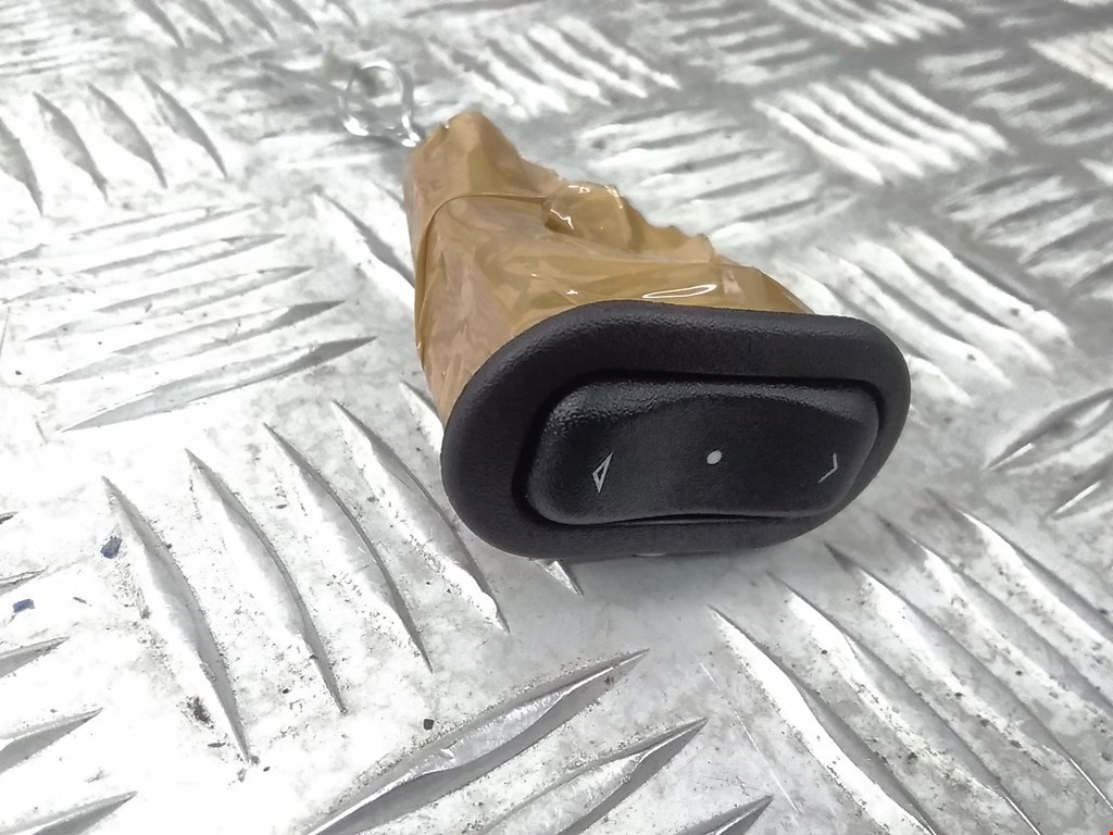 

Кнопка стеклоподъемника Opel Zafira A, Zafira A