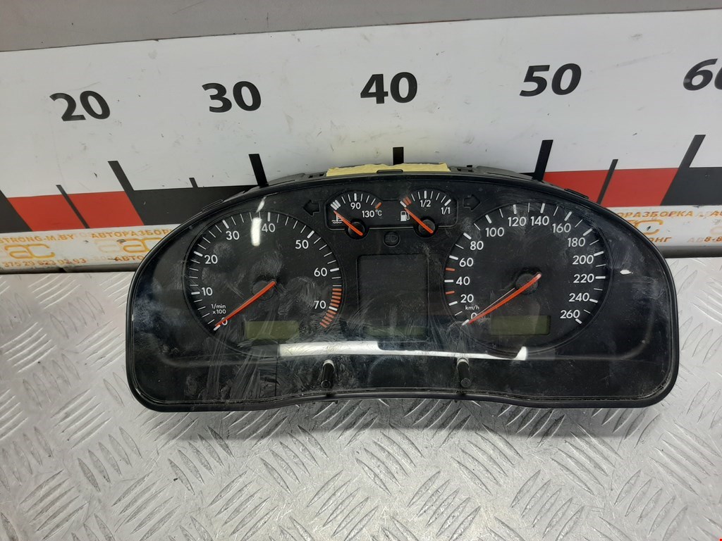 

Панель приборная (щиток приборов) Volkswagen Passat 5, Passat 5