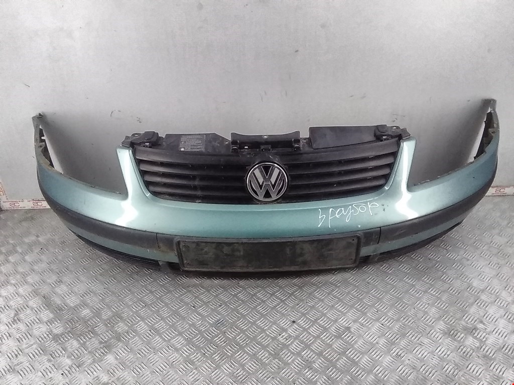 

Бампер передний Volkswagen Passat 5, Passat 5