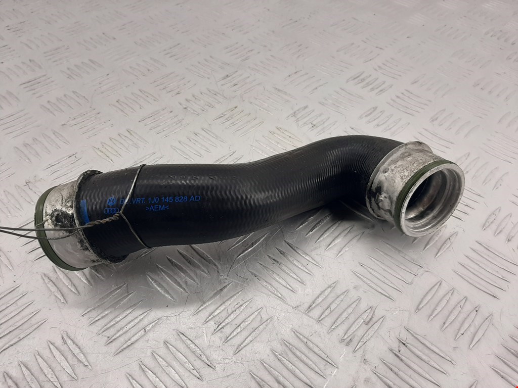 

Патрубок интеркулера Skoda Octavia 1U, Octavia 1U