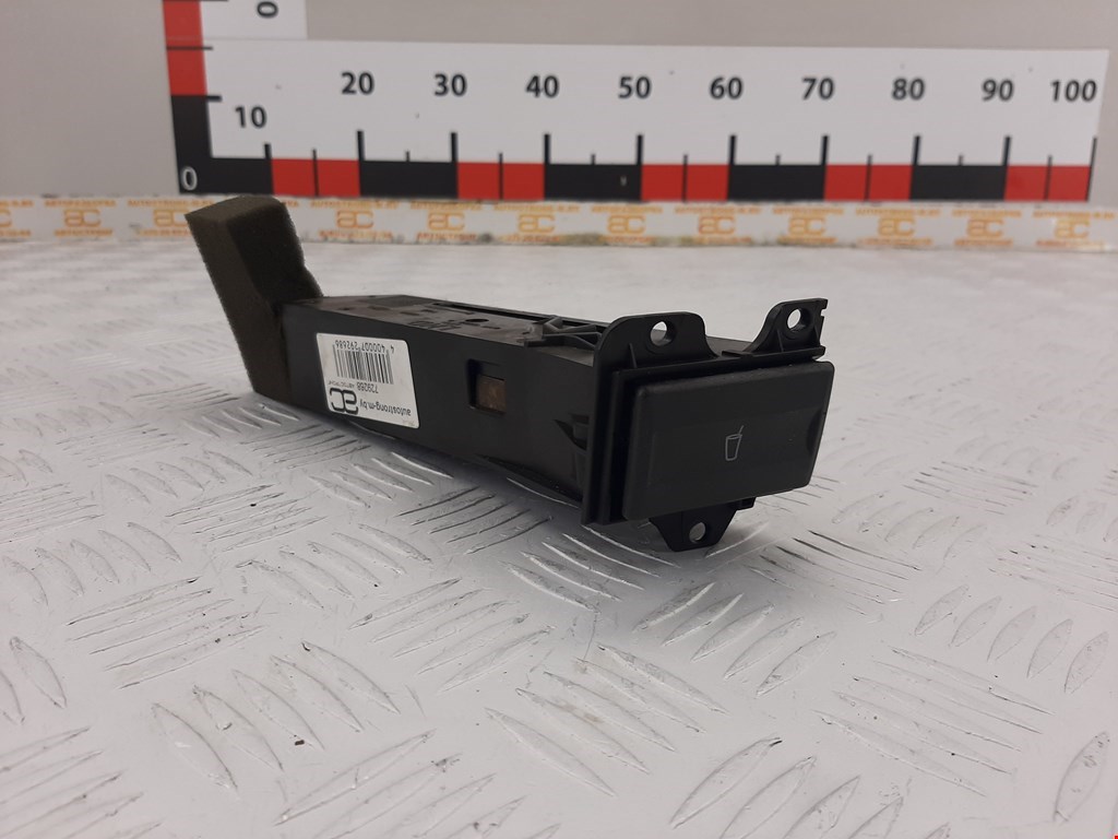 

Подстаканник Ford Mondeo 3, Mondeo 3