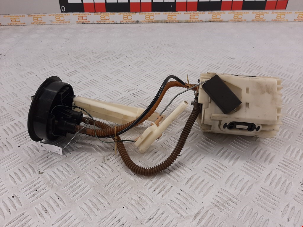 

Насос топливный Volkswagen Passat 4, Passat 4