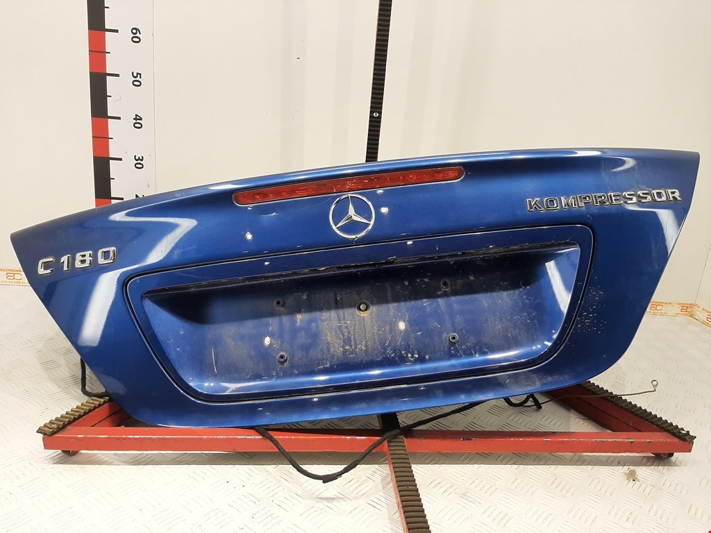 

Крышка (дверь) багажника Mercedes W203 (C Class), W203 (C Class)
