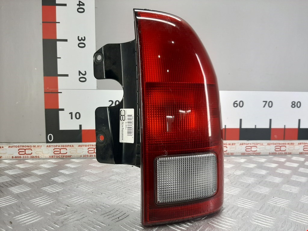 

Фонарь задний правый Suzuki Grand Vitara 1, Grand Vitara 1