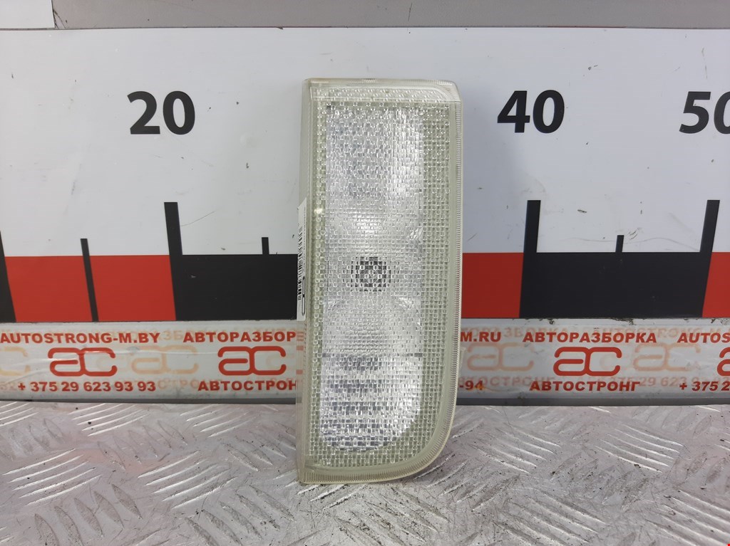 

Фонарь крышки багажника правый Land Rover Range Rover 3, Range Rover 3