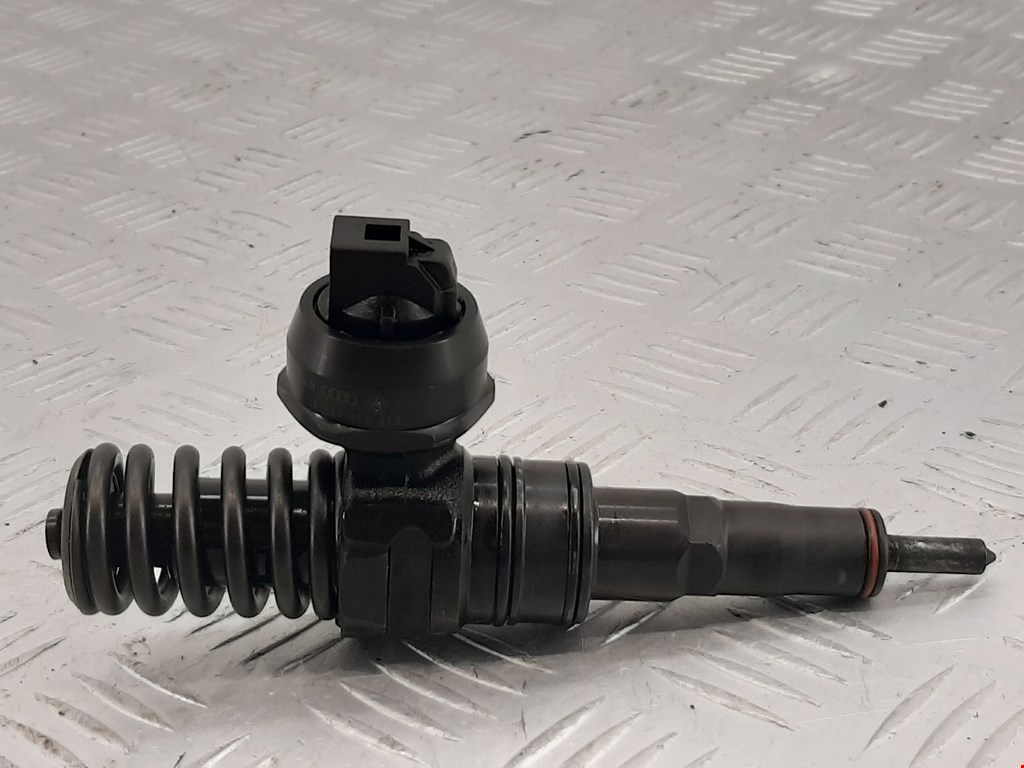 

Форсунка дизельная электрическая Volkswagen Bora, Bora