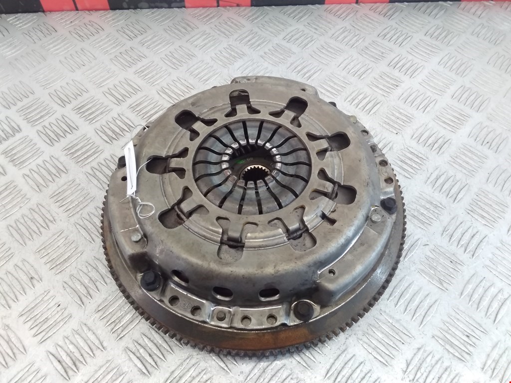 

Маховик (демпфер сцепления) Ford Mondeo 2, Mondeo 2
