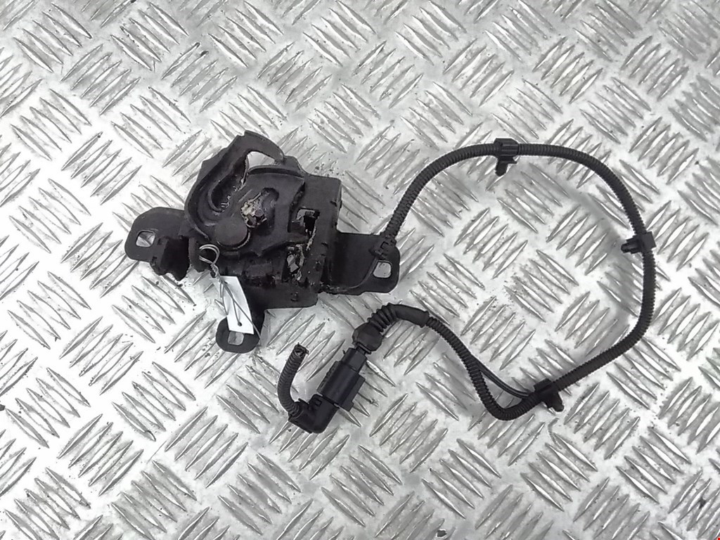 

Замок капота Volkswagen Bora, Bora