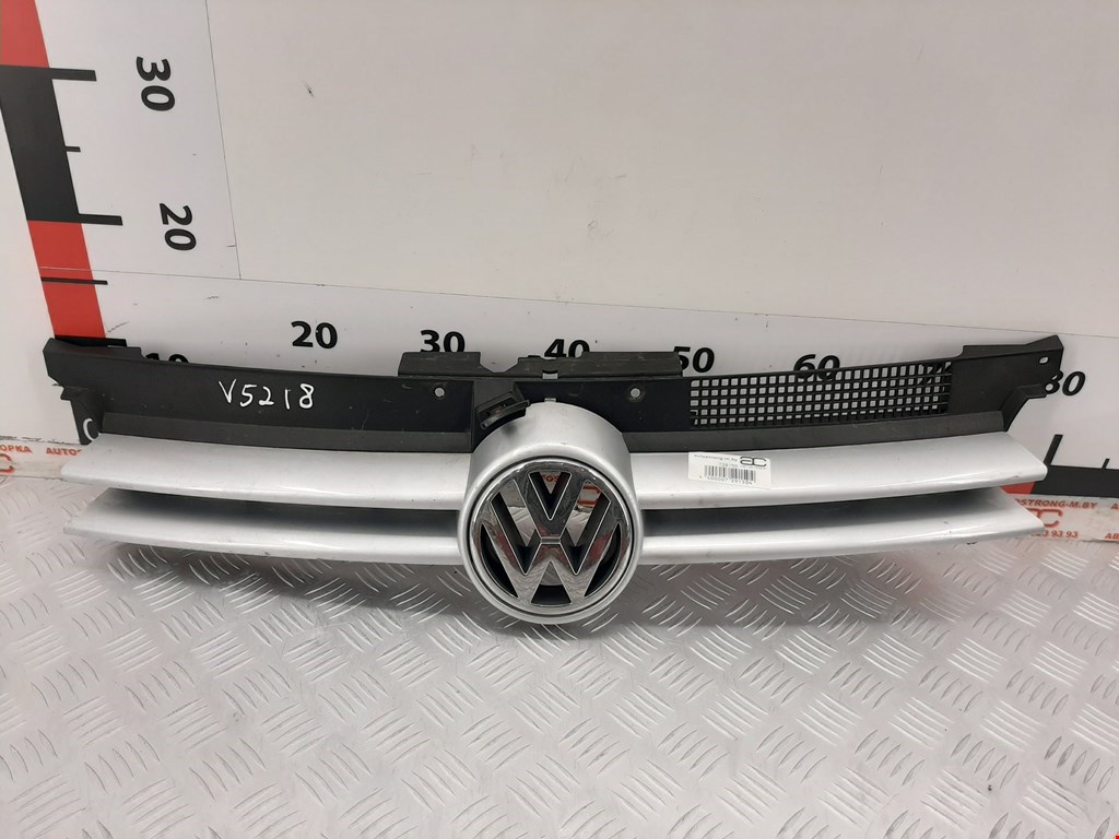 

Решетка радиатора Volkswagen Golf 4, Golf 4
