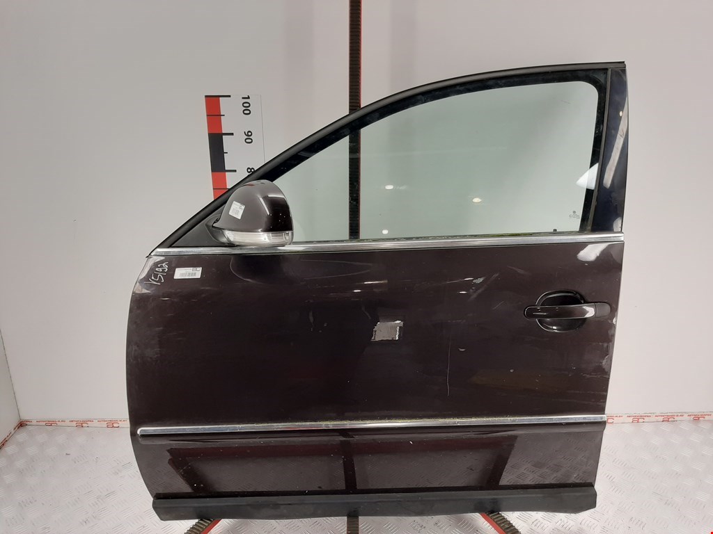 

Дверь передняя левая Volkswagen Passat 5 GP, Passat 5 GP