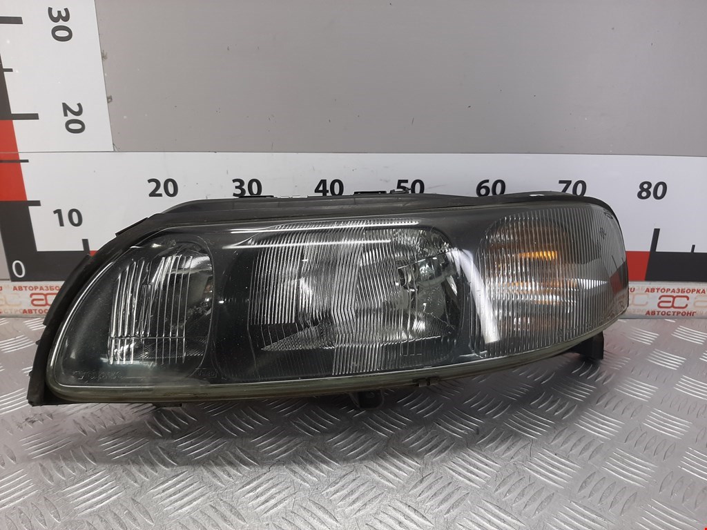 

Фара передняя левая Volvo S60, S60