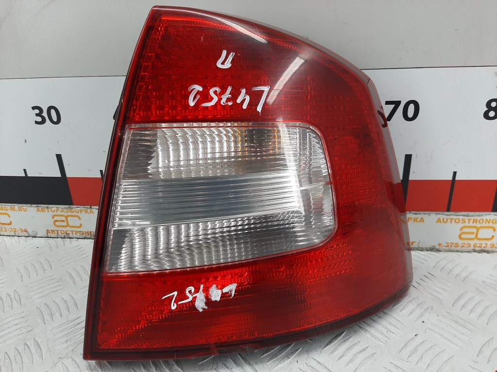 

Фонарь задний правый Skoda Octavia 1Z, Octavia 1Z