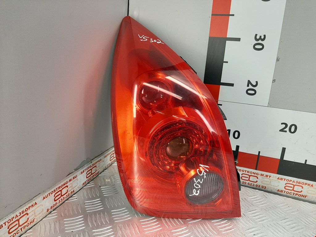 

Фонарь задний левый Nissan Primera P12, Primera P12