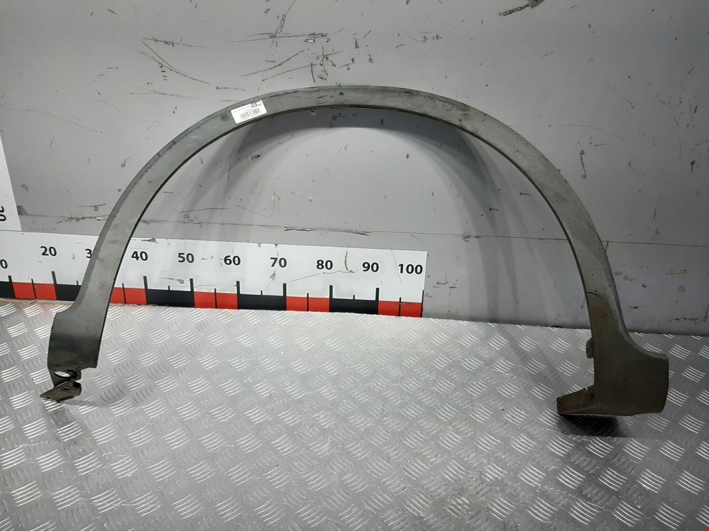

Накладка декоративная (молдинг) переднего левого крыла Honda Civic 8, Civic 8