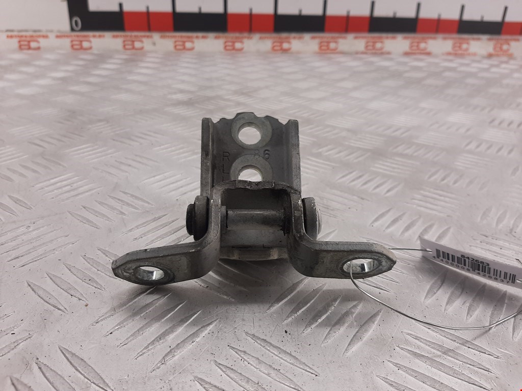 

Петля двери передней правой Nissan Pathfinder (R51), Pathfinder (R51)