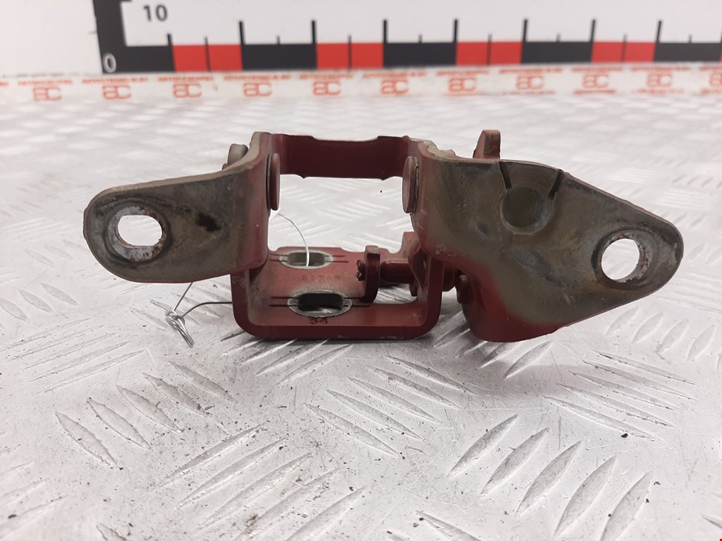 

Петля двери передней левой Chrysler Sebring (JS), Sebring (JS)