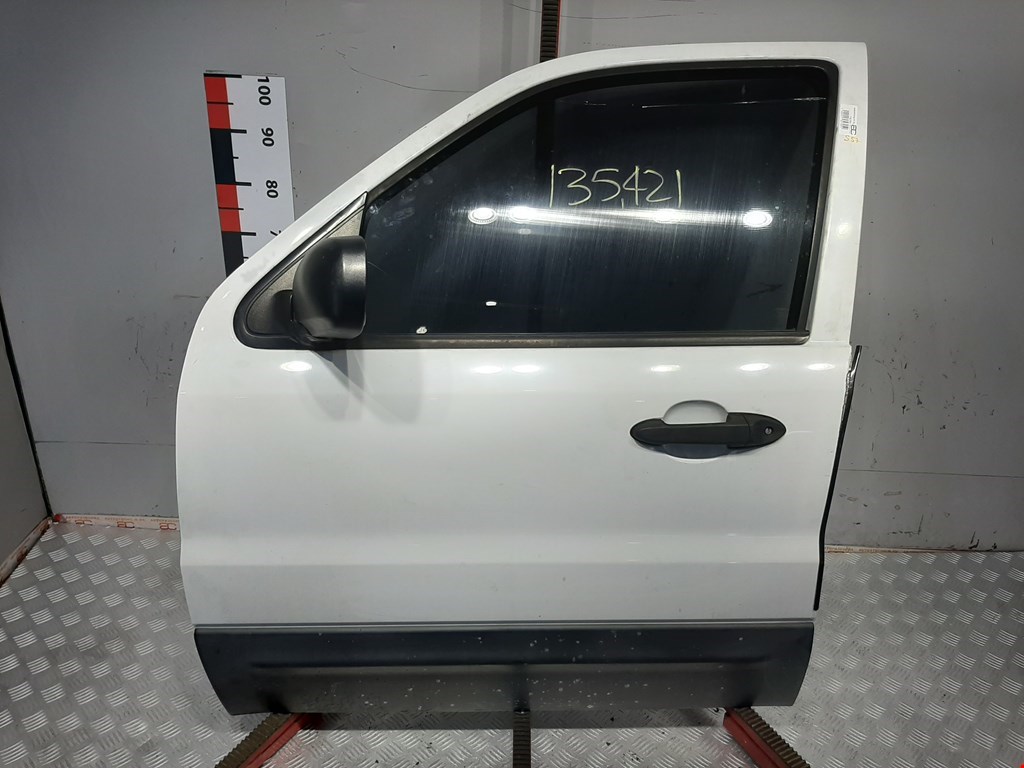 

Дверь передняя левая Ford Escape (1N2), Escape (1N2)