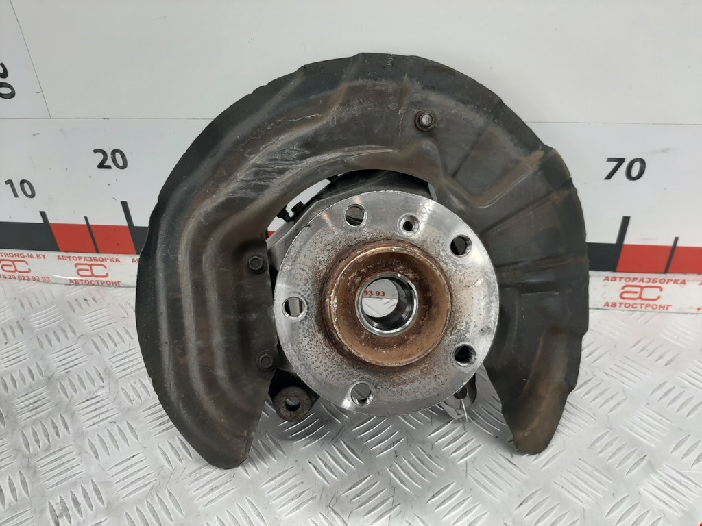 

Ступица (кулак цапфа) передняя правая BMW X3 (F25), X3 (F25)