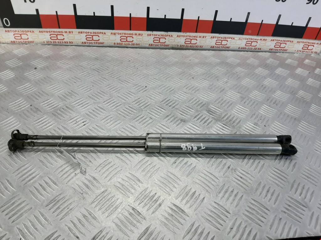 

Амортизатор крышки (двери) багажника Volkswagen Golf 4, Golf 4