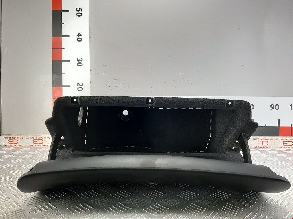 

Бардачок (вещевой ящик) Volkswagen Passat 5, Passat 5