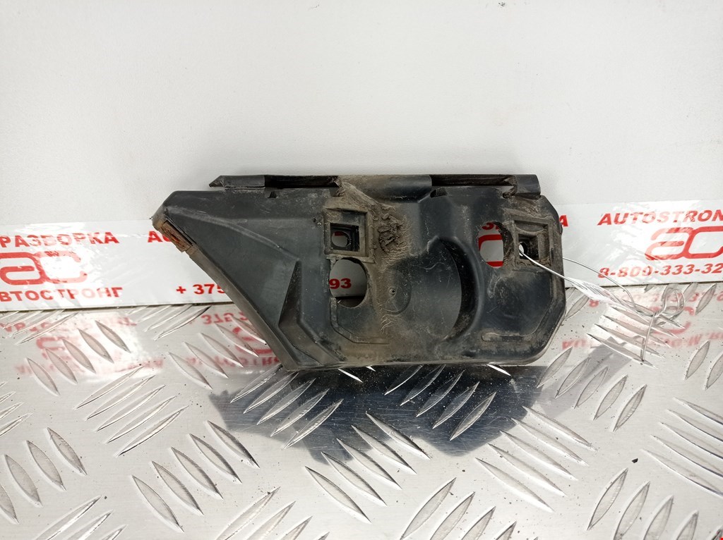 

Кронштейн (крепление) переднего бампера левый Volvo S40 V40 2, S40 V40 2