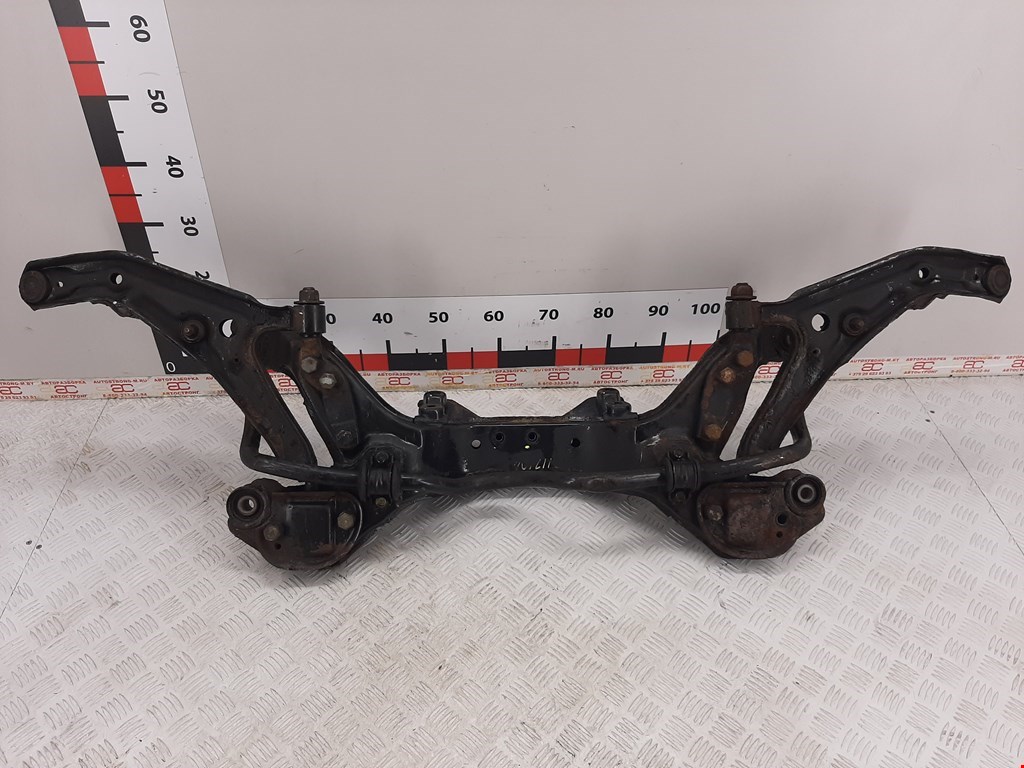 

Балка передняя (подрамник) Nissan Primera P10, Primera P10