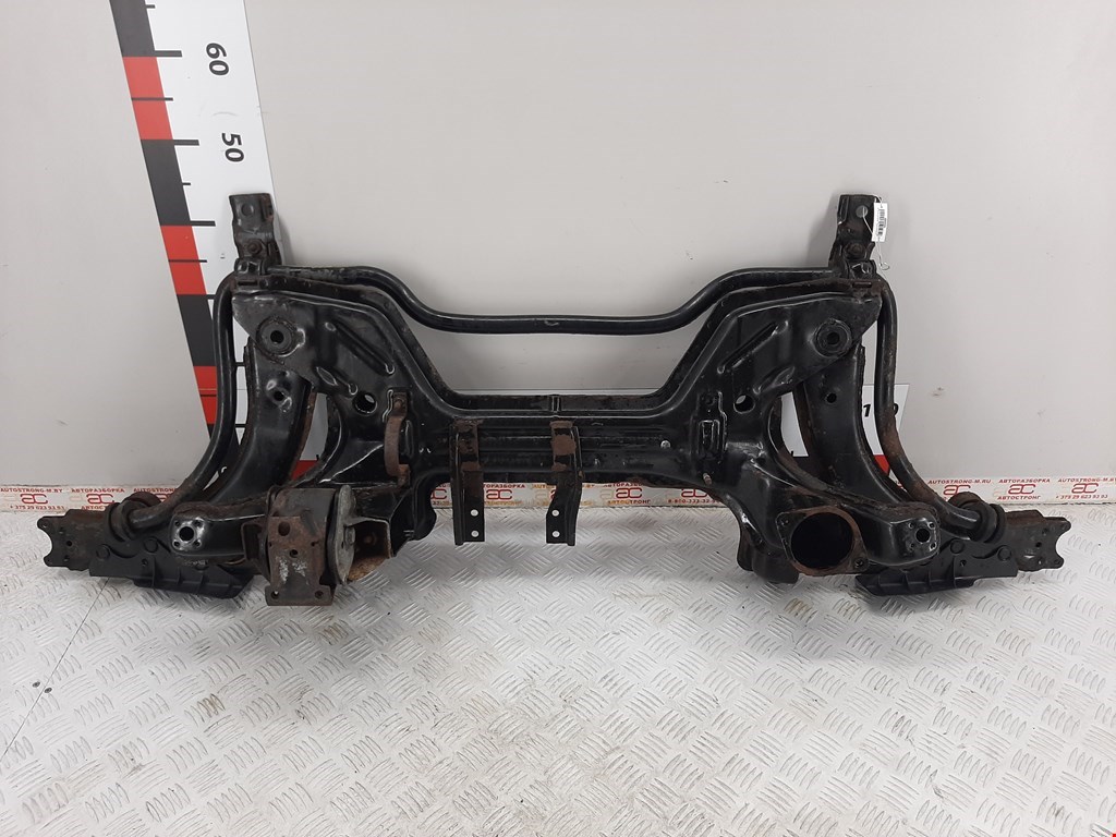 

Балка передняя (подрамник) Volkswagen Passat 4, Passat 4
