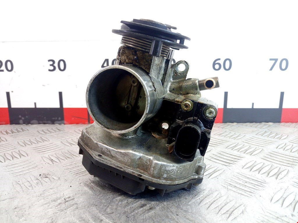 

Заслонка дроссельная Volkswagen Golf 3, Golf 3