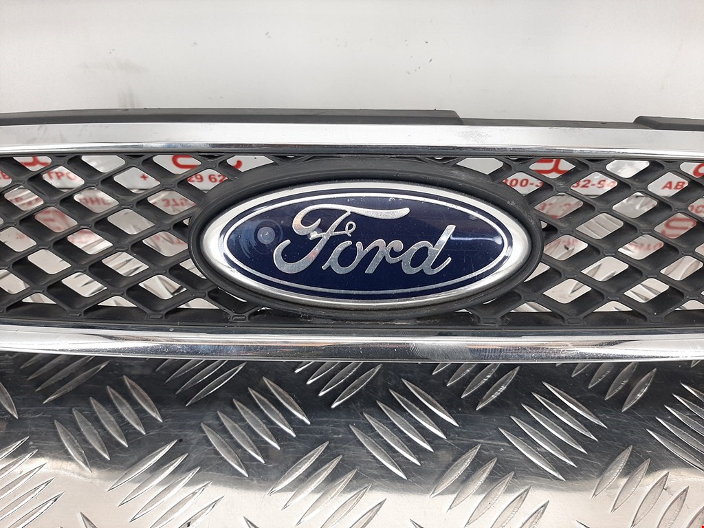 Купить решетку на форд. Решетка радиатора Ford Fiesta 2008-2019. Решетка радиатора Форд Фиеста 2015. Решетка радиатора Форд Фиеста 2016. Решетка радиатора Ford Fusion 2018.