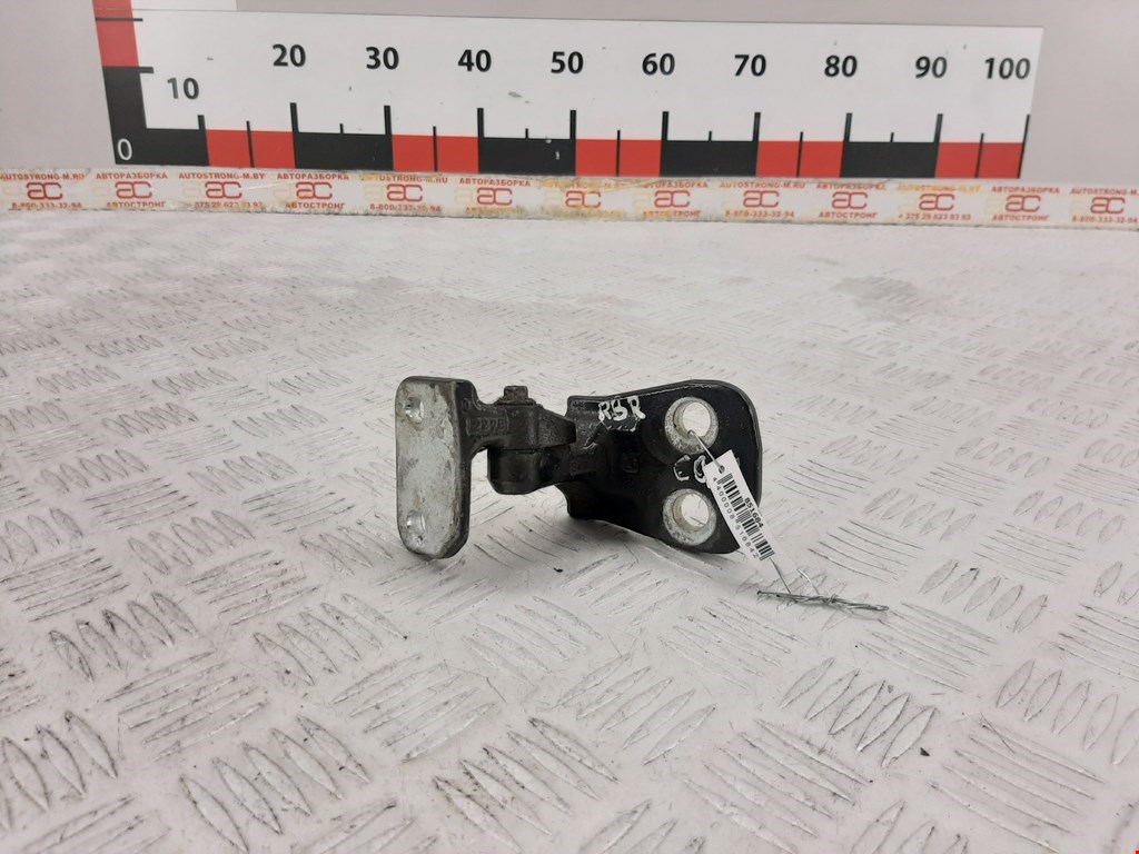 

Петля двери задней правой Land Rover Discovery 3, Discovery 3