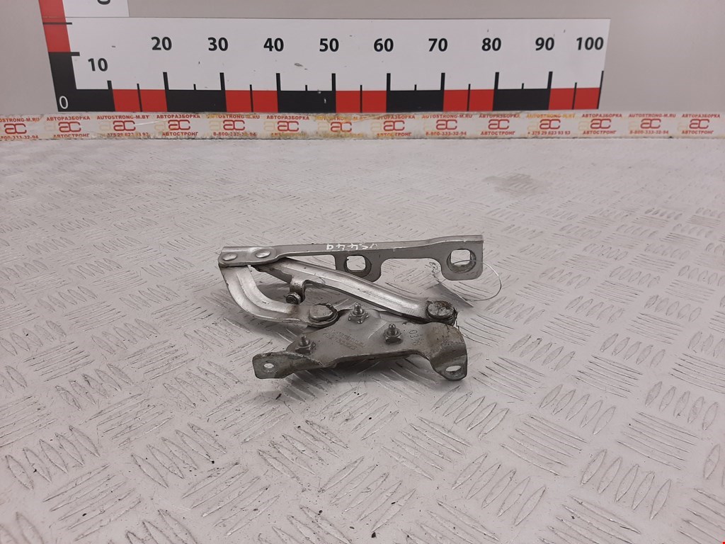 

Петля капота правая Opel Corsa D, Corsa D