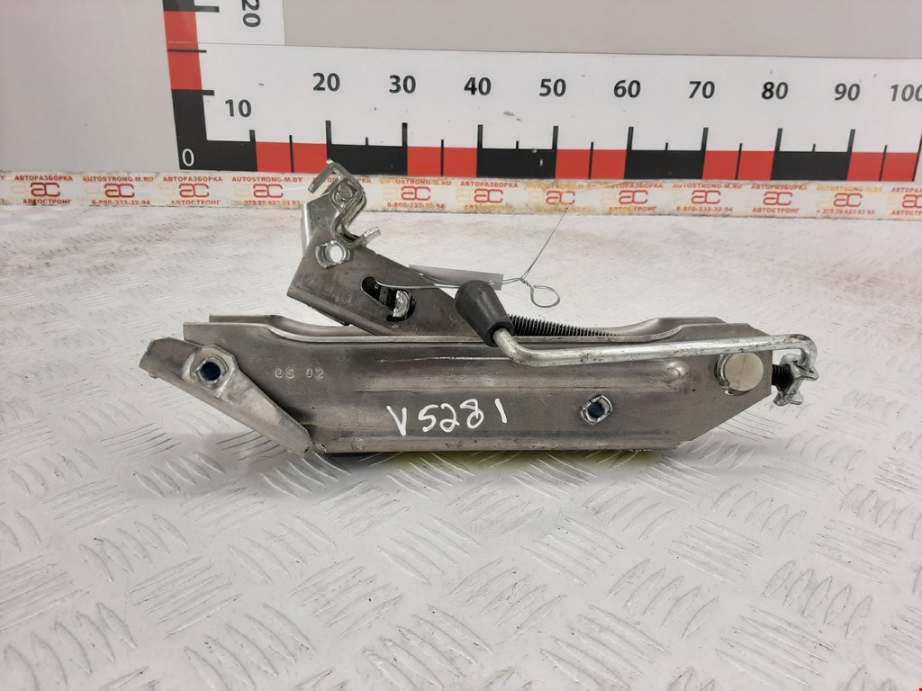 

Домкрат Volkswagen Golf 4, Golf 4