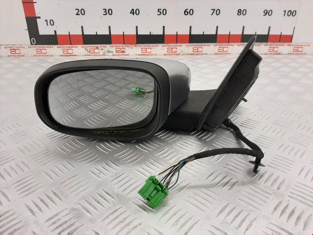 

Зеркало боковое левое Volvo C30, C30