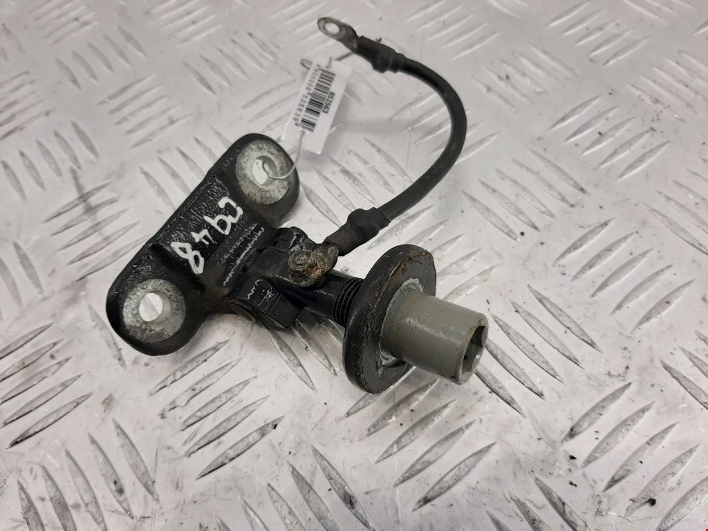 

Петля крышки (двери) багажника Land Rover Discovery 3, Discovery 3