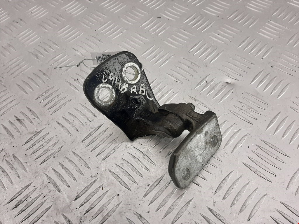

Петля двери задней правой Land Rover Discovery 3, Discovery 3