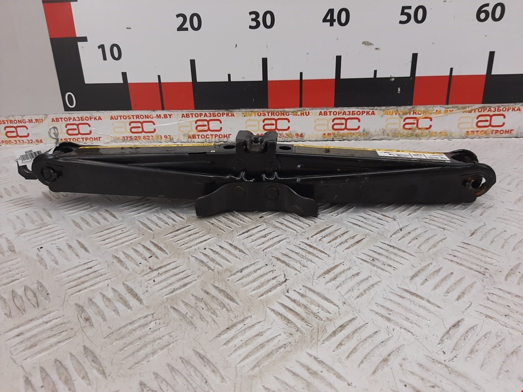 

Домкрат Opel Astra H, Astra H