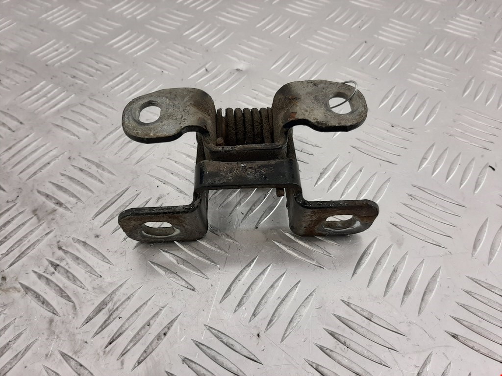 

Петля крышки (двери) багажника Land Rover Discovery 3, Discovery 3