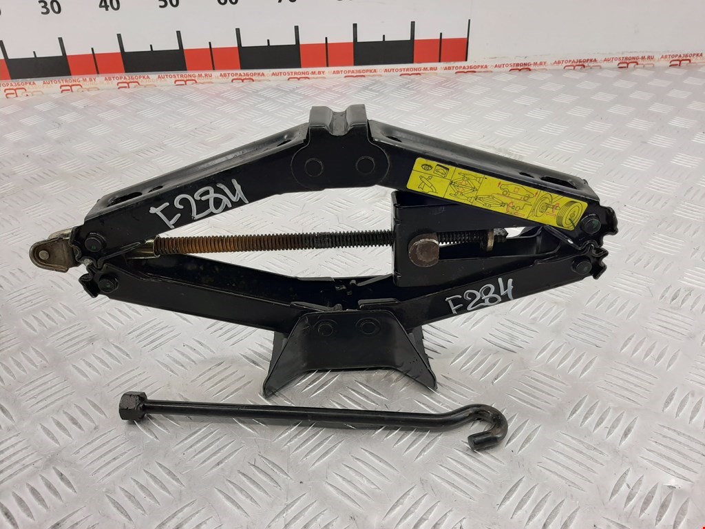 

Домкрат Citroen C5 1, C5 1