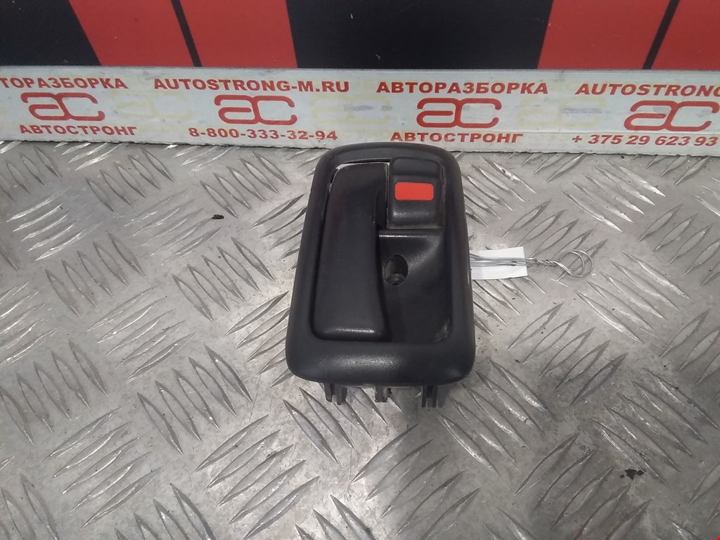 

Ручка двери внутренняя передняя левая Toyota HiAce, HiAce