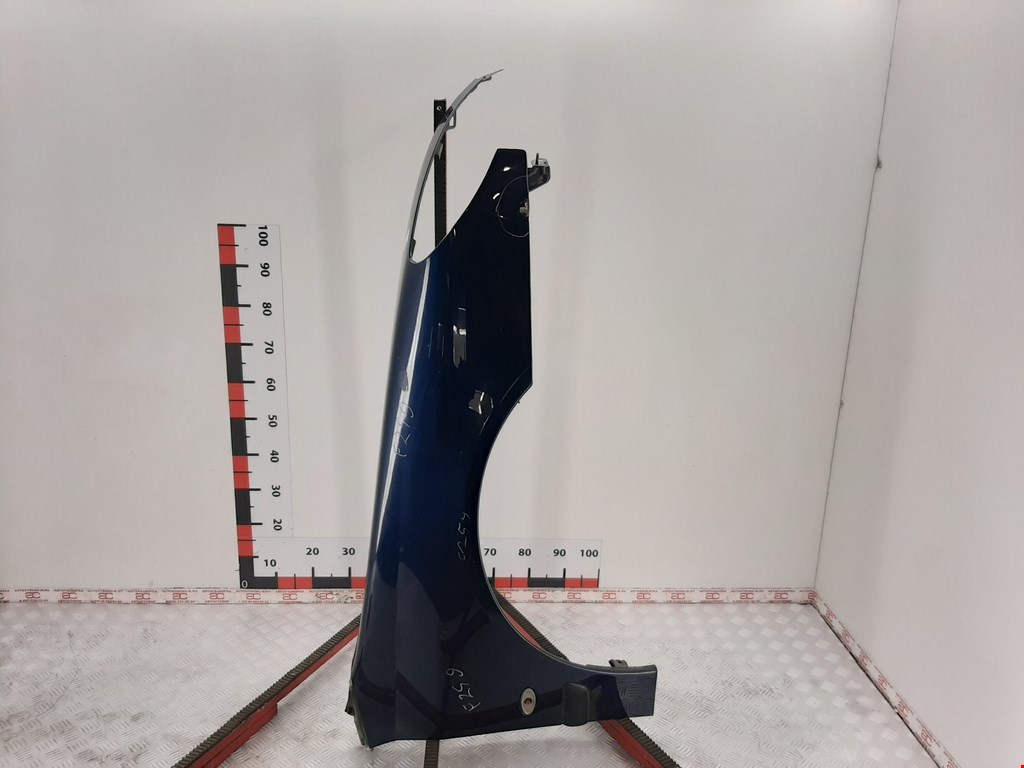

Крыло переднее правое Peugeot 607, 607