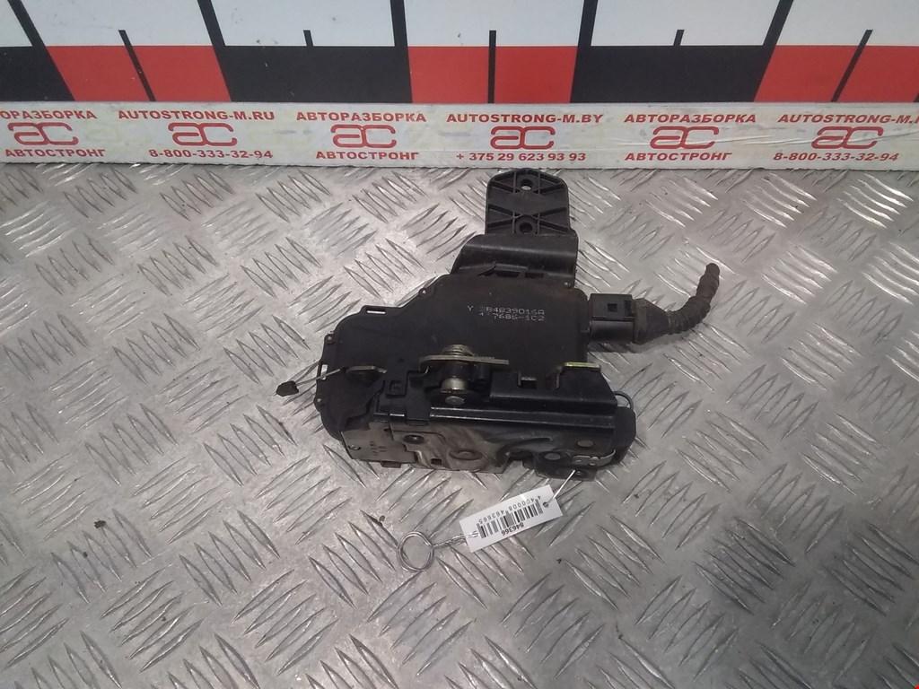 

Замок двери задней правой Volkswagen Passat 5, Passat 5
