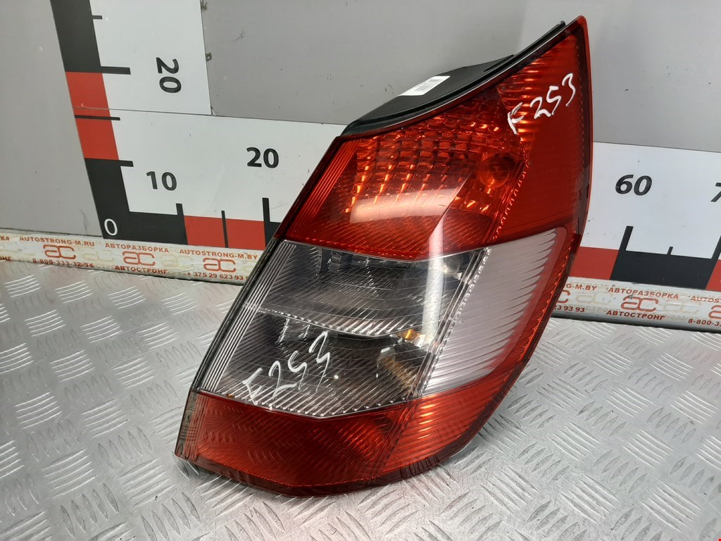 

Фонарь задний правый Renault Scenic 2, Scenic 2